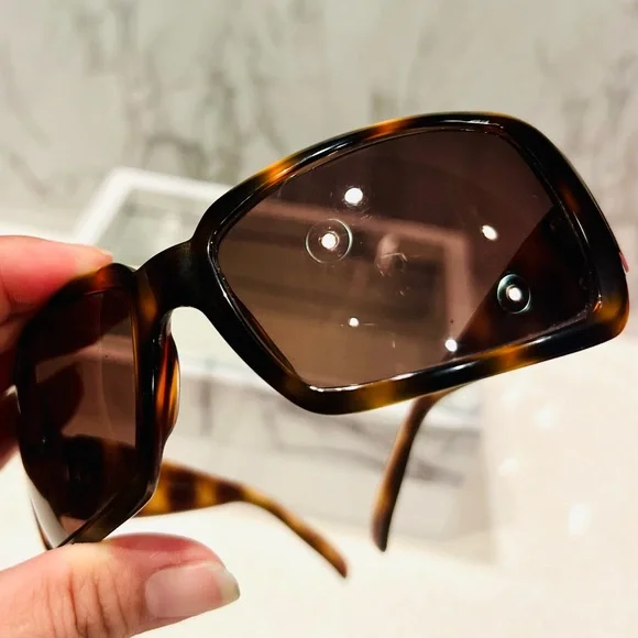 Bulgari Tortoise Shell Sunglasses - Picture 11 of 15